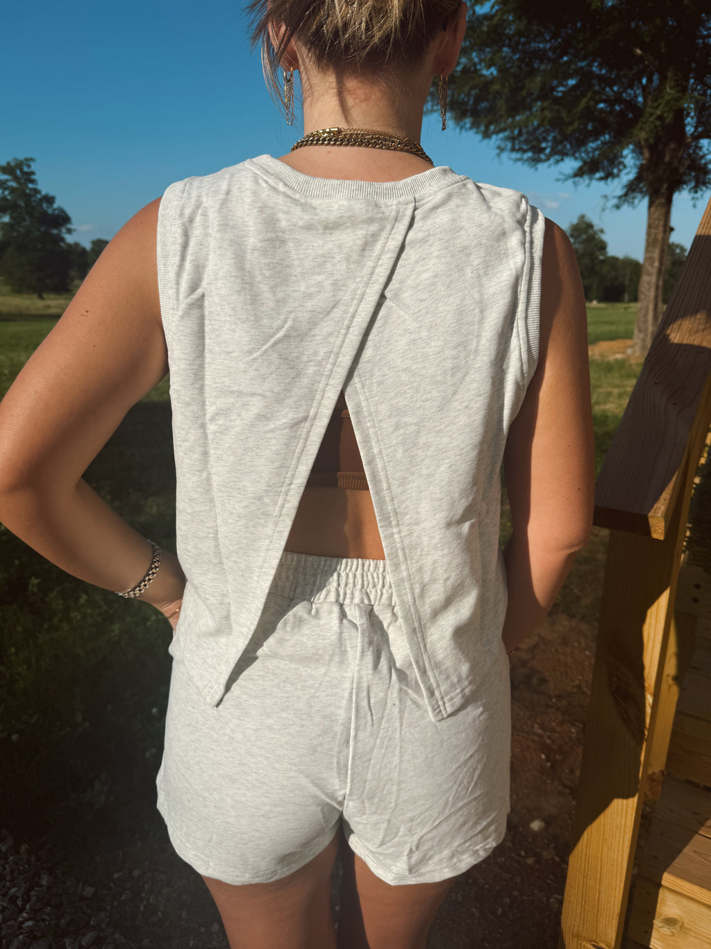 The Sunday Stroll - open back set