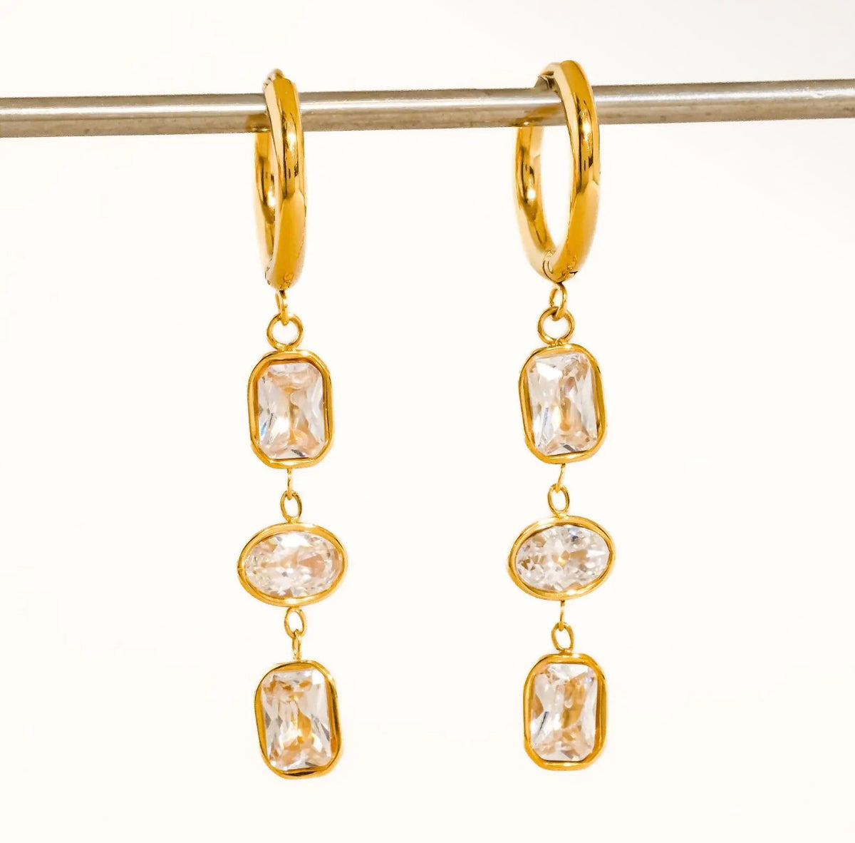 Sunniva triple drop diamond earring