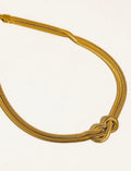 Evereign knot necklace