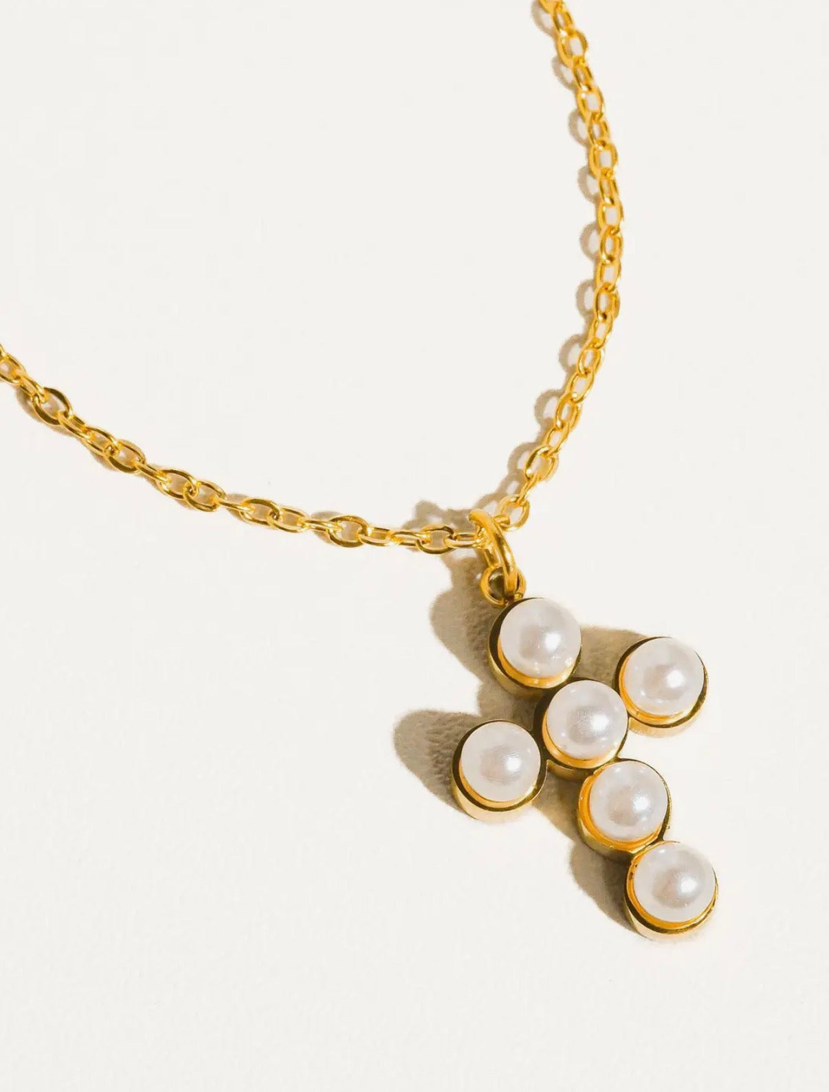 Faith dainty pearl necklace